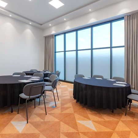 El Zapote  Hilton Garden Inn Guadalajara Airport מראה חיצוני תמונה