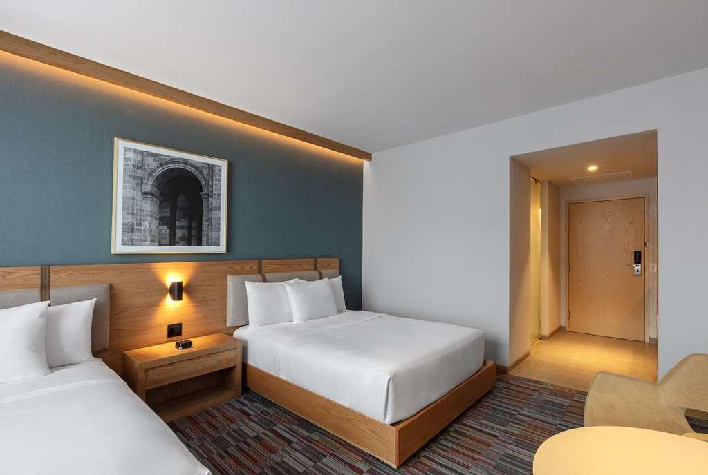 El Zapote  Hilton Garden Inn Guadalajara Airport חדר תמונה