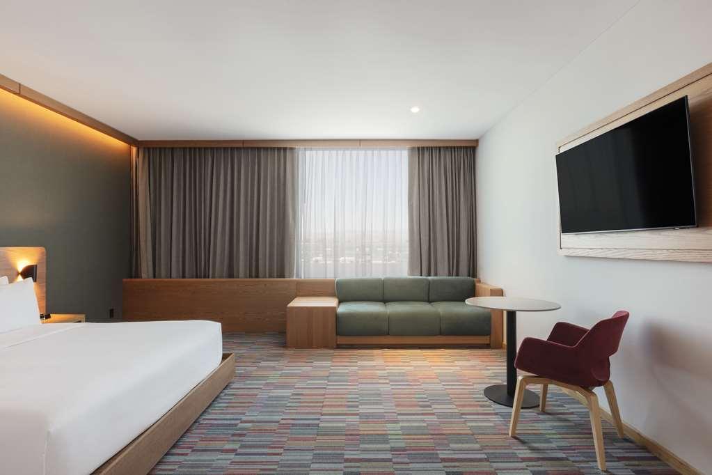 El Zapote  Hilton Garden Inn Guadalajara Airport חדר תמונה